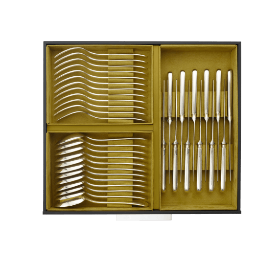 75-Piece Stainless Steel Flatware Set with chest 75-Piece Stainless Steel Flatware Set with chest
